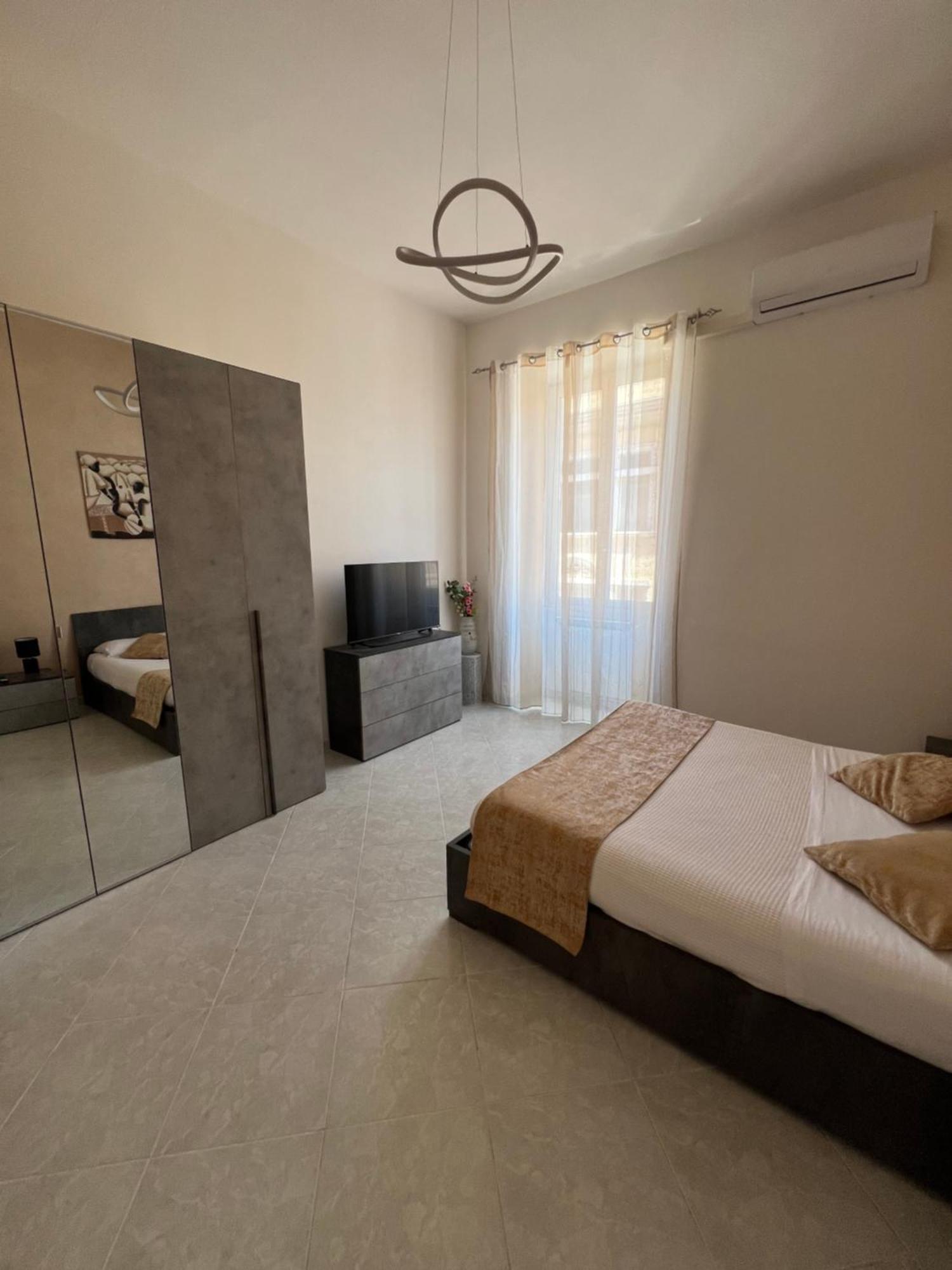 Port House Apartman Civitavecchia Kültér fotó