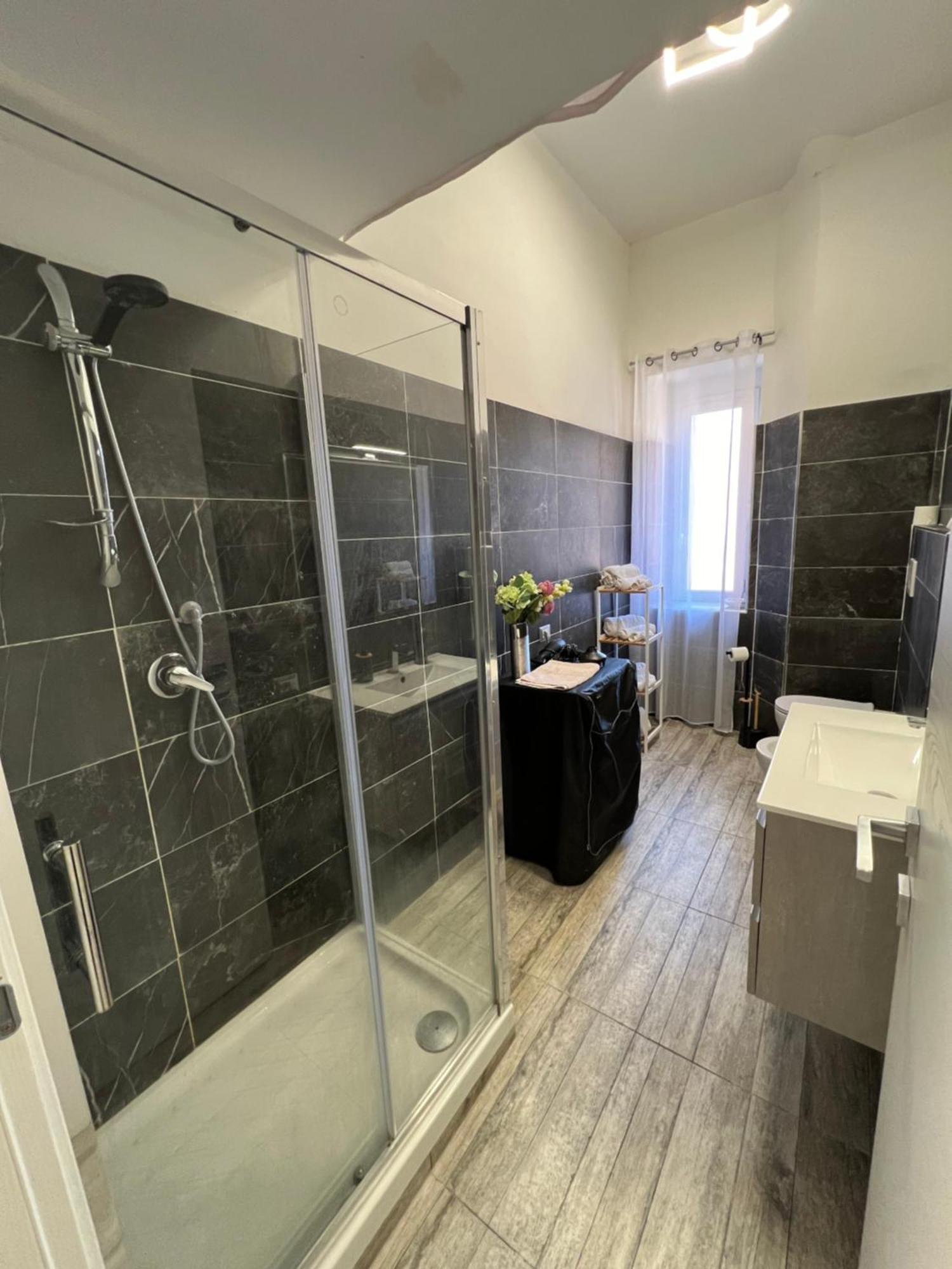 Port House Apartman Civitavecchia Kültér fotó